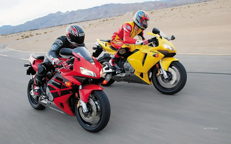 Honda cbr600rr мотоциклист