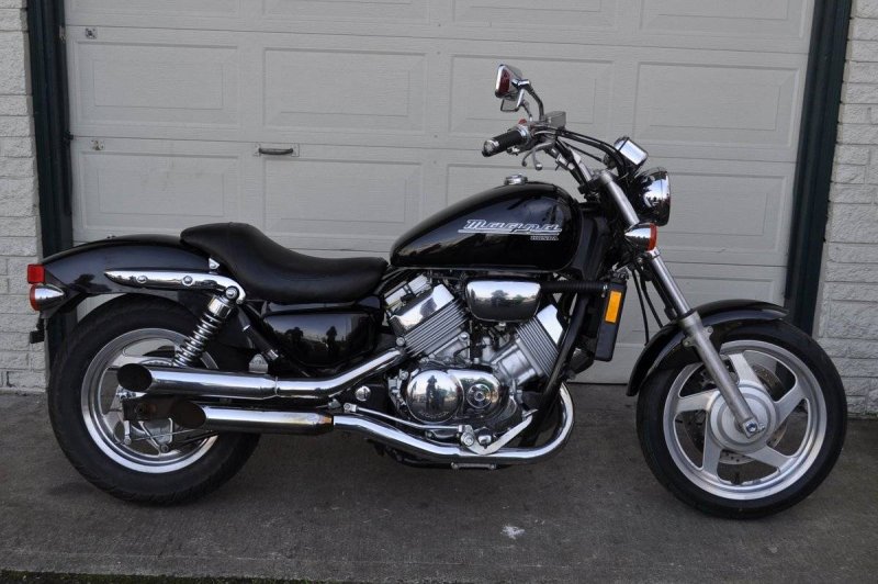 Honda super Magna 750