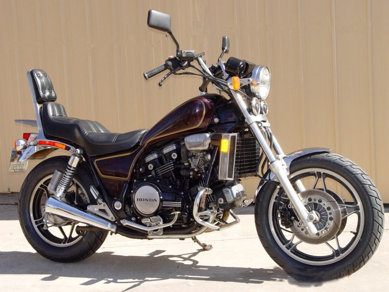 Honda Magna 250 мотоцикл,