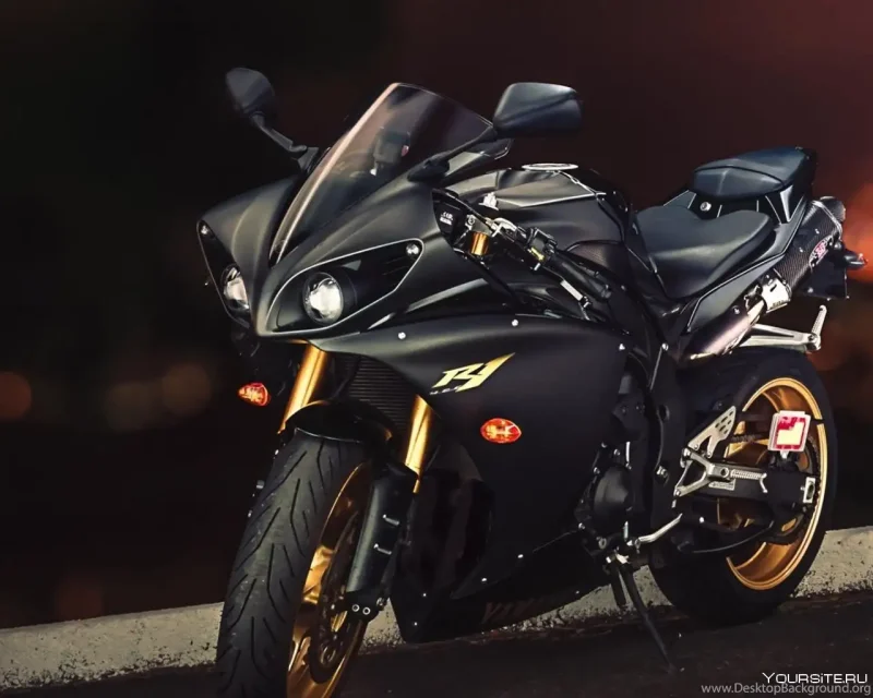 Мотоцикл Yamaha r1 чёрный