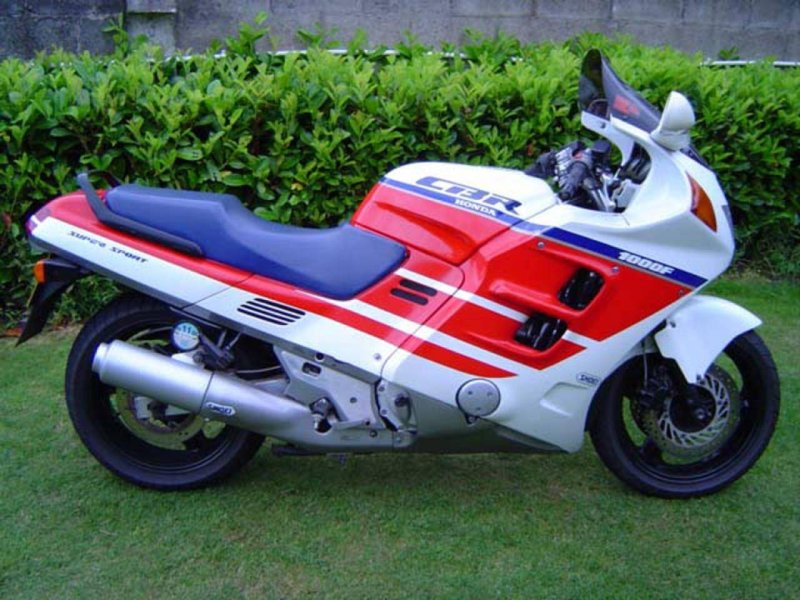 Honda CBR 1000f