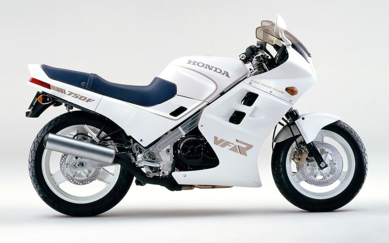 Honda vfr750f