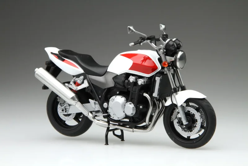Модель мотоцикла Honda CB 1300