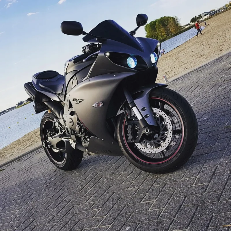 Yamaha r1 2014