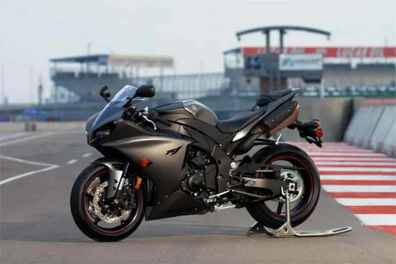 Yamaha YZF r1 2013