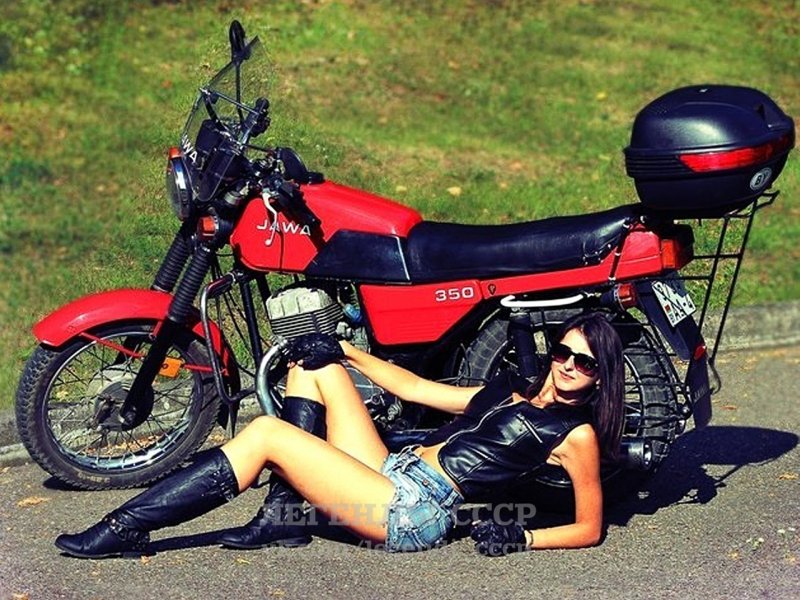 Советские мотоциклы и девушки