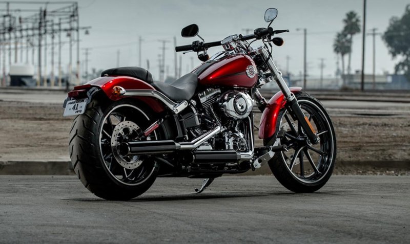 Harley Davidson Breakout 2014