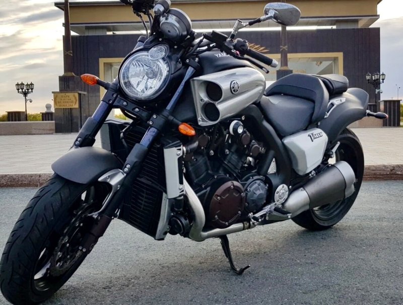Yamaha Vmax 1700