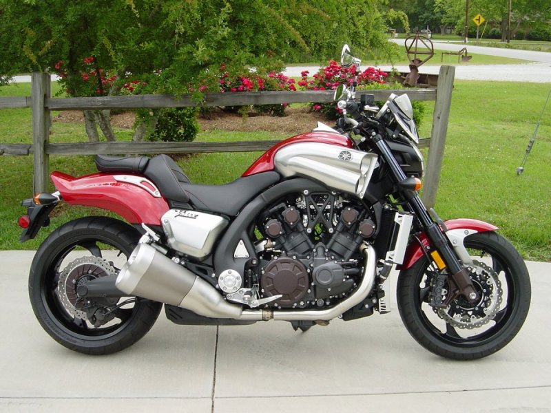Yamaha Vmax 1700