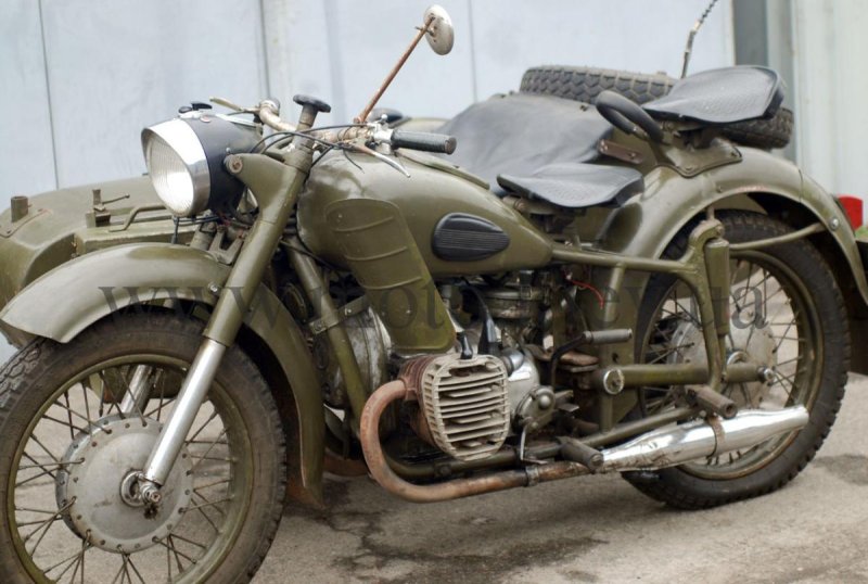Мотоцикл КМЗ К-750