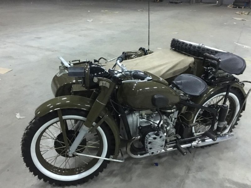 Мотоцикл к 750 армейский