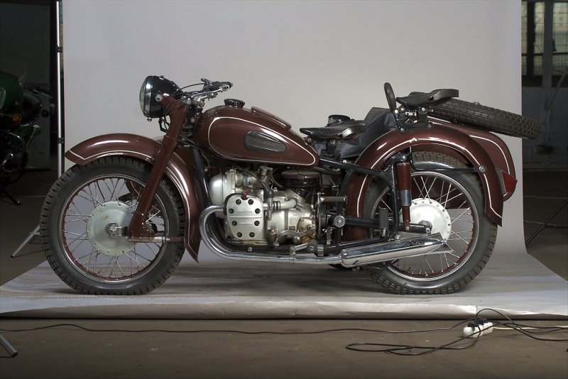 Урал к750м