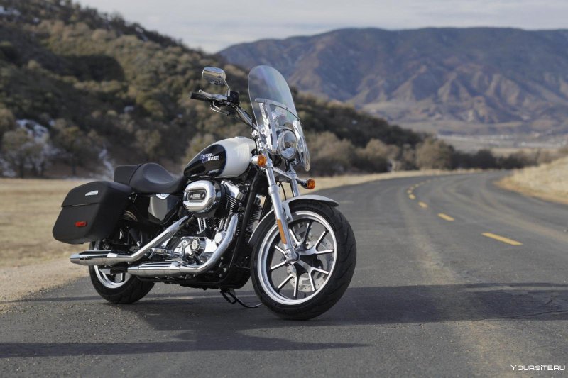 Мотоцикл Harley Davidson SUPERLOW