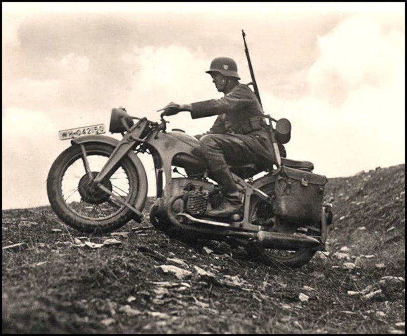 Deutsches Zundap-Motorrad aus dem 2. Weltkrieg