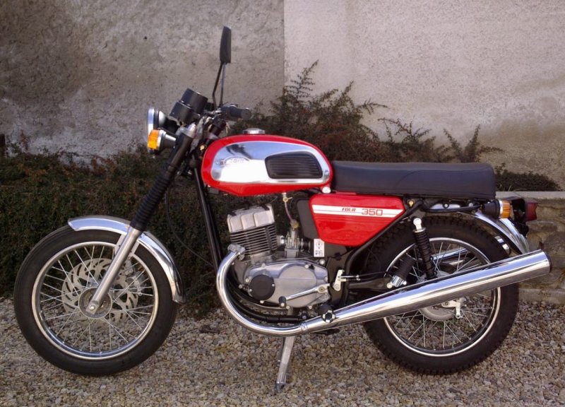 Jawa 350 Retro