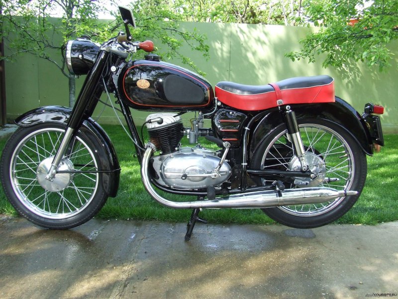 Паннония мотоцикл