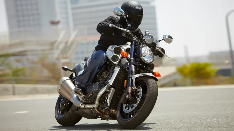 Yamaha v-Max