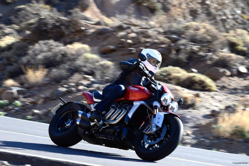 Triumph Rocket 3