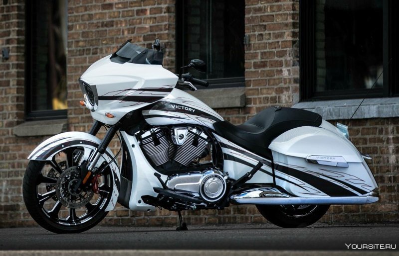 Bentley Leman 28 года