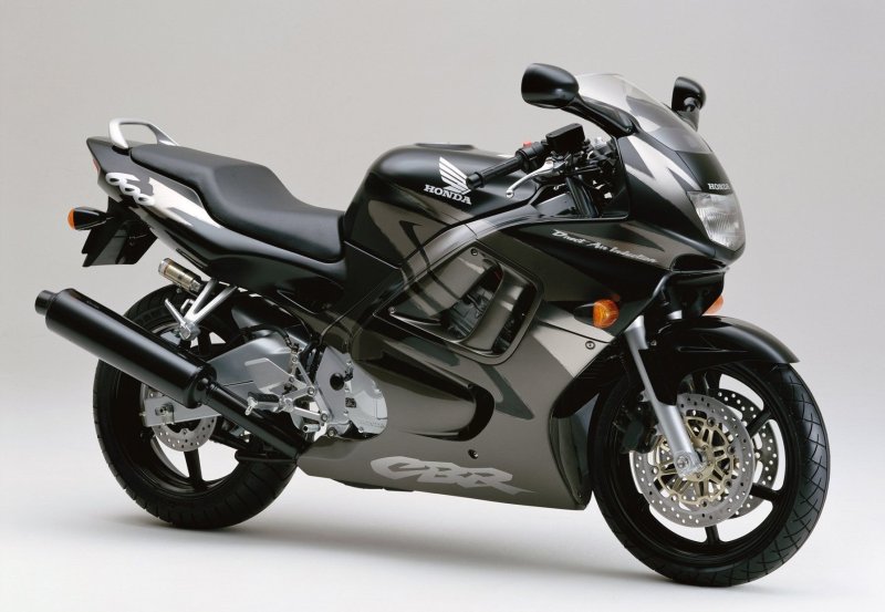 Мотоцикл Honda CBR 600