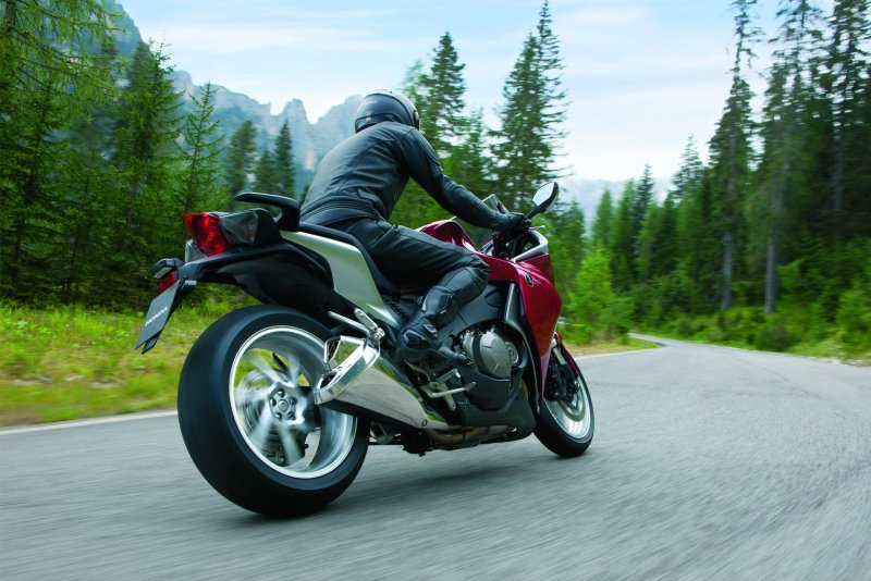Хонда VFR 1200 фото