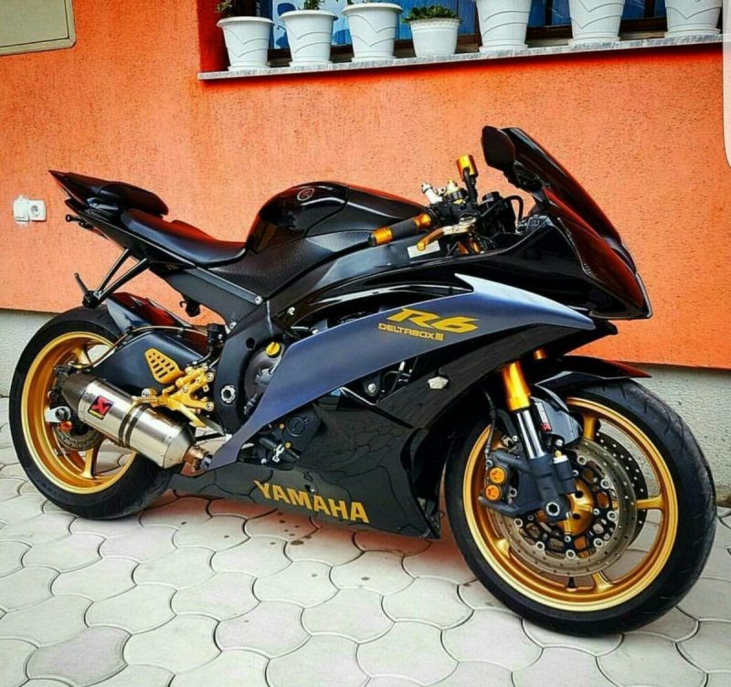 Yamaha r6