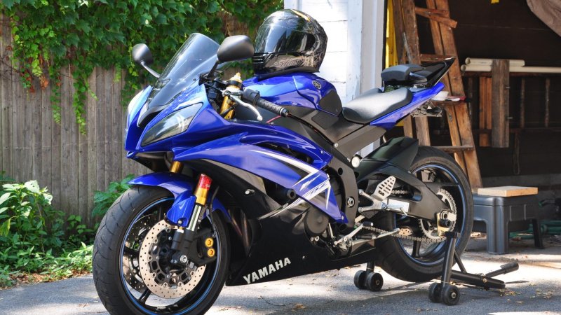 Motor Yamaha r6