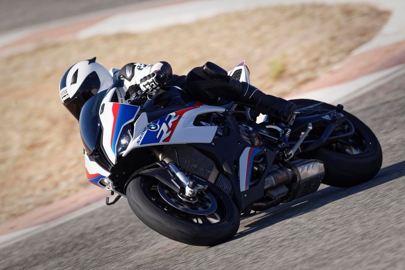Спортивный мотоцикл BMW s1000rr