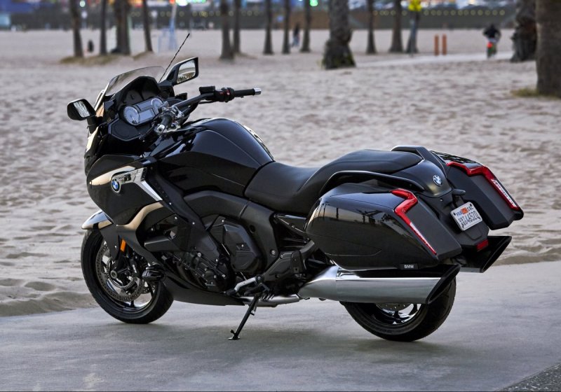 Мотоцикл BMW k1600b