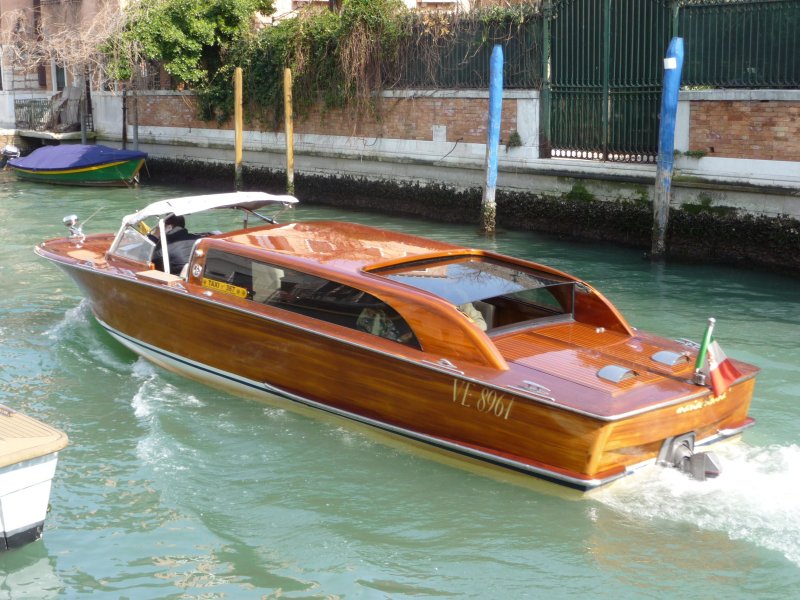 Veneto катер