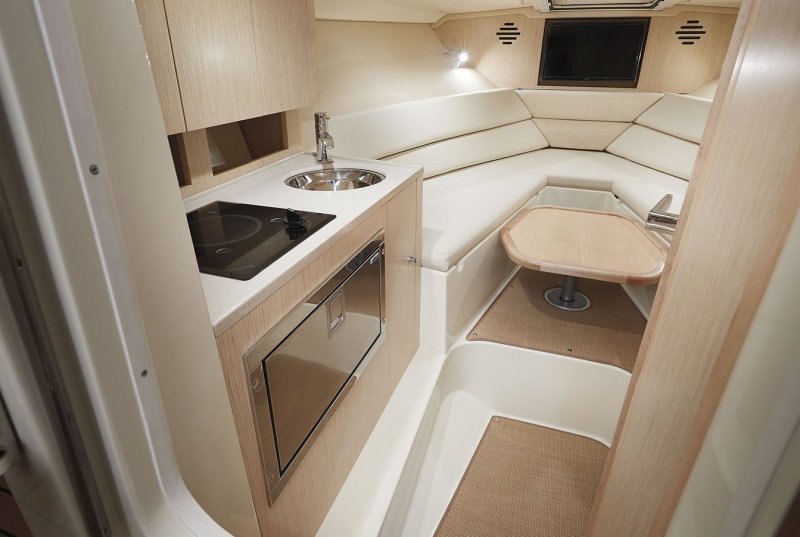 Chris Craft Corsair 34