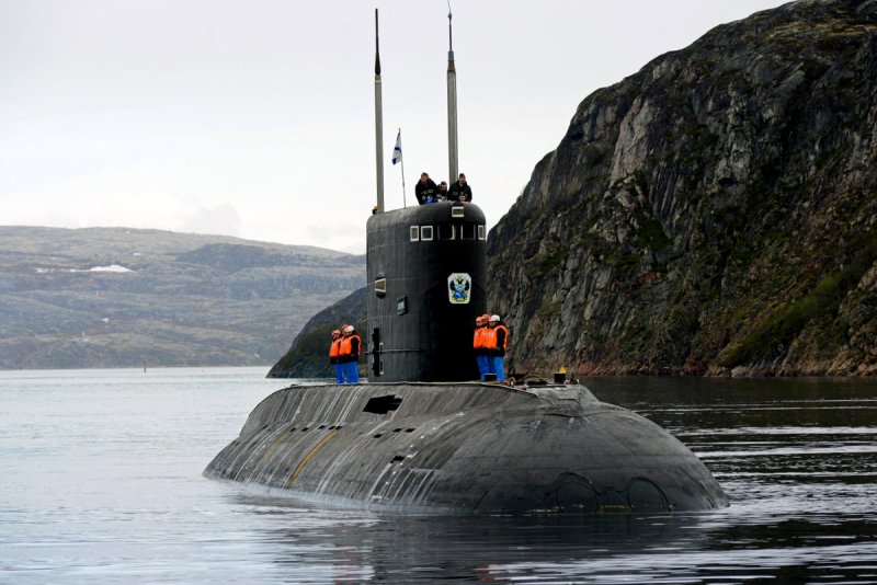 Подводная лодка Калуга в Полярном Мурманской области