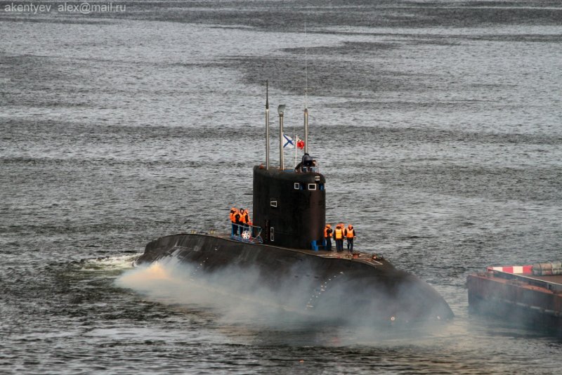 Подводная лодка в Баренцевом море