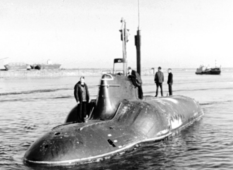 Подводная лодка Пиранья проект 865