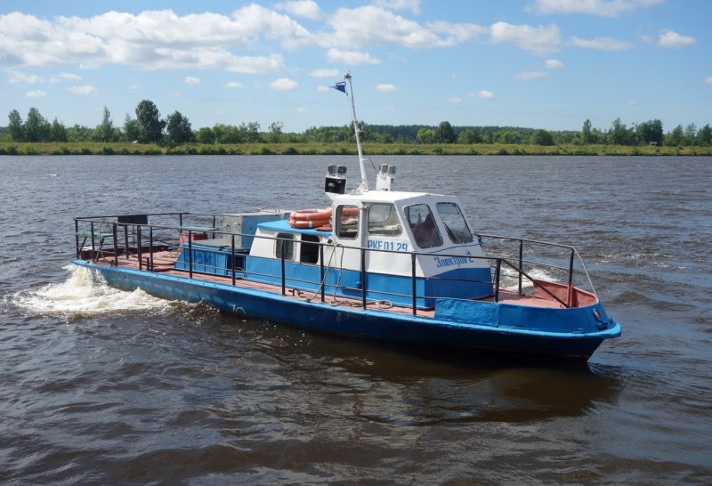 Катер КС 100