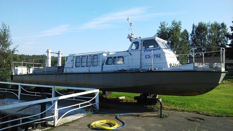 Катер КС-110-35