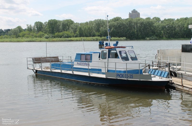 Судно КС 100д