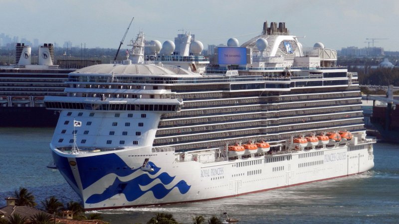Круизный лайнер Ruby Princess