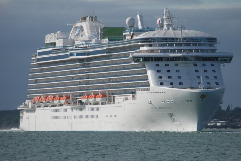 Crown Princess лайнер
