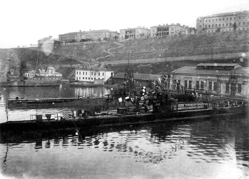 Субмарина карась