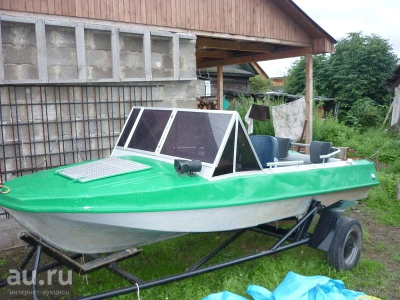 Пластиковая лодка Обь