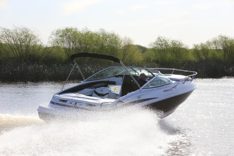 Delta 26 катер