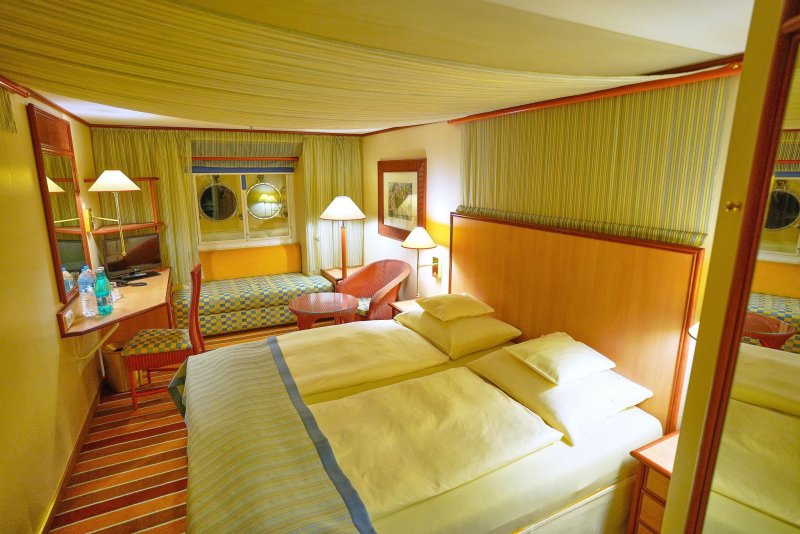 Astoria Grand круизный лайнер