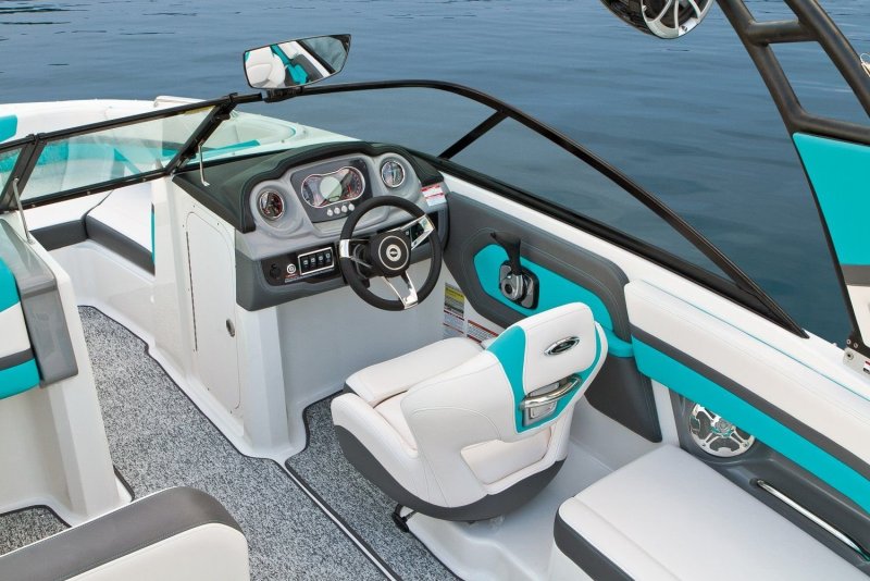 Chaparral Boats