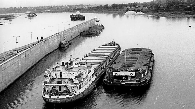 Баржа тентовая проект 278/460