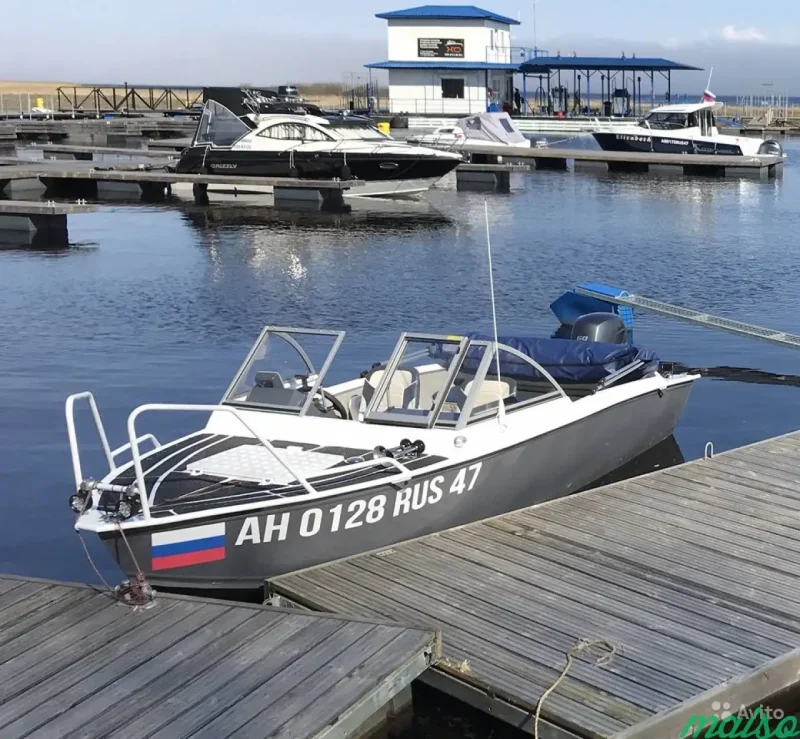 Corvette катер 6.5