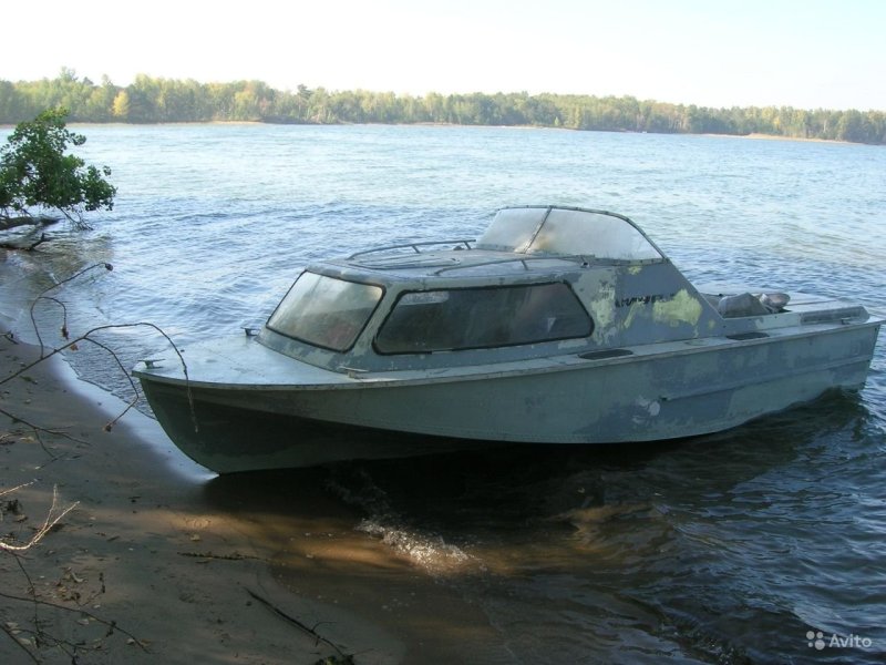 Катер Амур м 1980