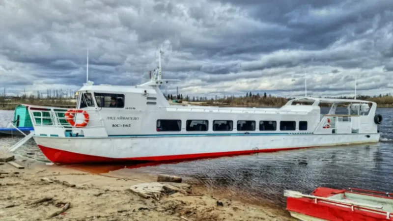 КС-162 катер