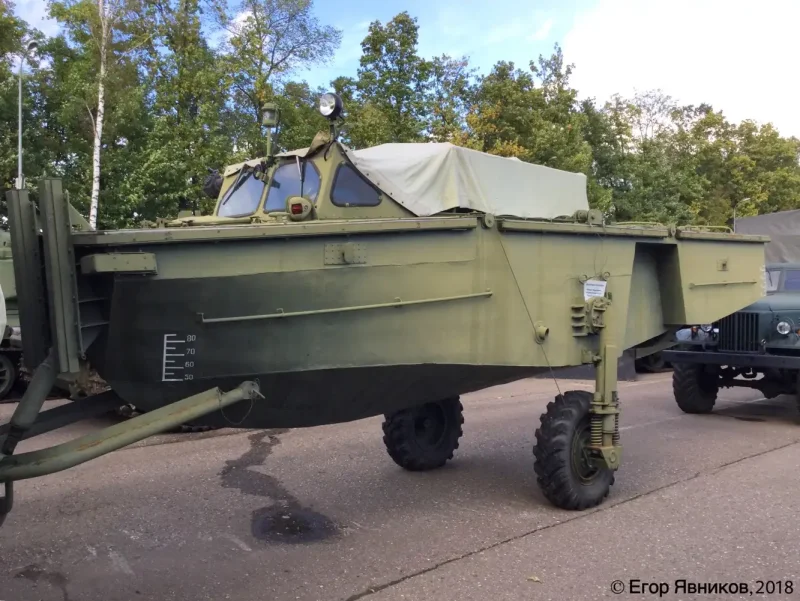 БМК-460 буксирно-моторный катер
