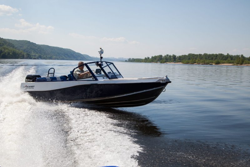 Алюминиевая моторная лодка салют Pro Mirage (Мираж)
